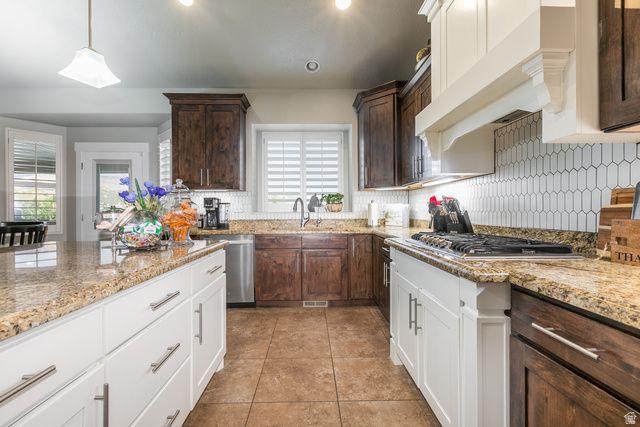 6984 W BOULDER RIDGE CIR, Herriman, UT 84096