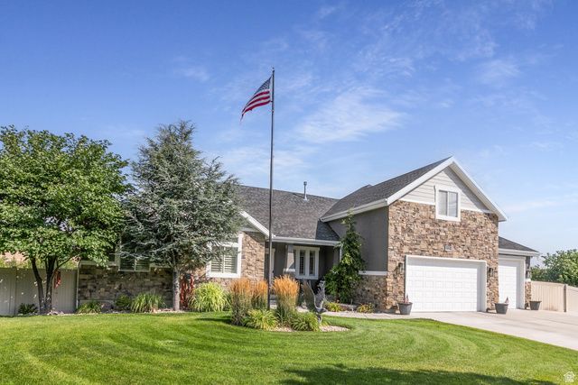 6984 W BOULDER RIDGE CIR, Herriman, UT 84096