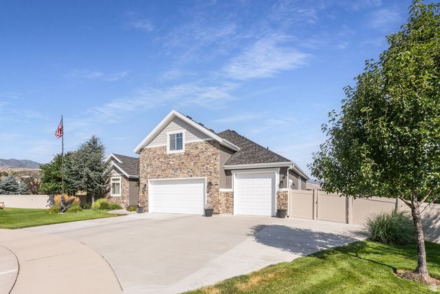 6984 W BOULDER RIDGE CIR, Herriman, UT 84096