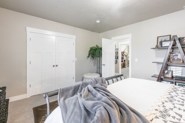 6984 W BOULDER RIDGE CIR, Herriman, UT 84096
