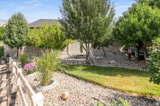 6984 W BOULDER RIDGE CIR, Herriman, UT 84096