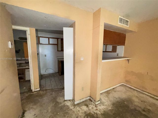 15340 SW 106th Terrace 817, Miami, FL 33196