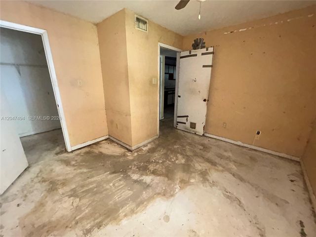 15340 SW 106th Terrace 817, Miami, FL 33196