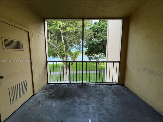 15340 SW 106th Terrace 817, Miami, FL 33196