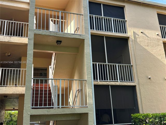 15340 SW 106th Terrace 817, Miami, FL 33196