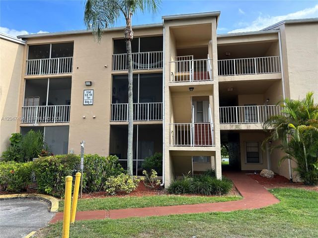 15340 SW 106th Terrace 817, Miami, FL 33196