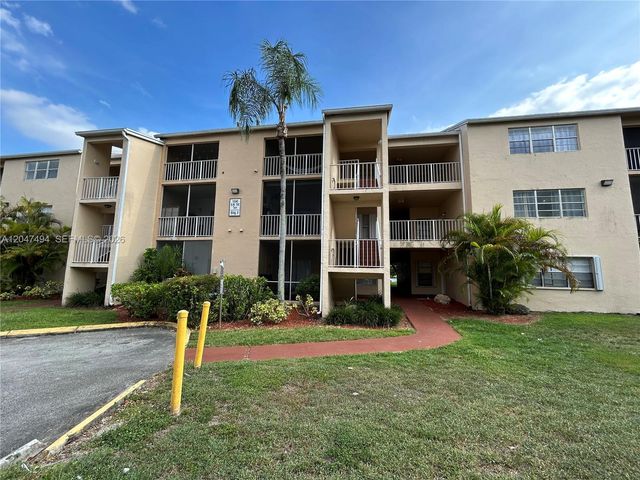 15340 SW 106th Terrace 817, Miami, FL 33196