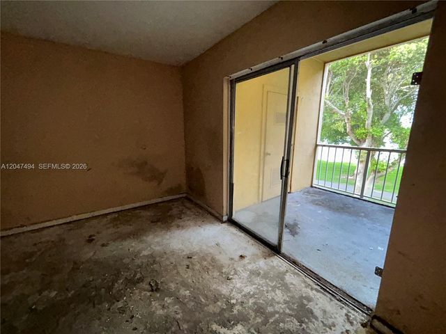 15340 SW 106th Terrace 817, Miami, FL 33196