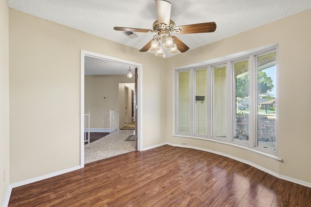 1516 Lamplighter Lane, Edgecliff Village, TX 76134