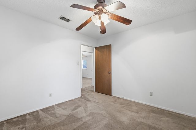 1516 Lamplighter Lane, Edgecliff Village, TX 76134