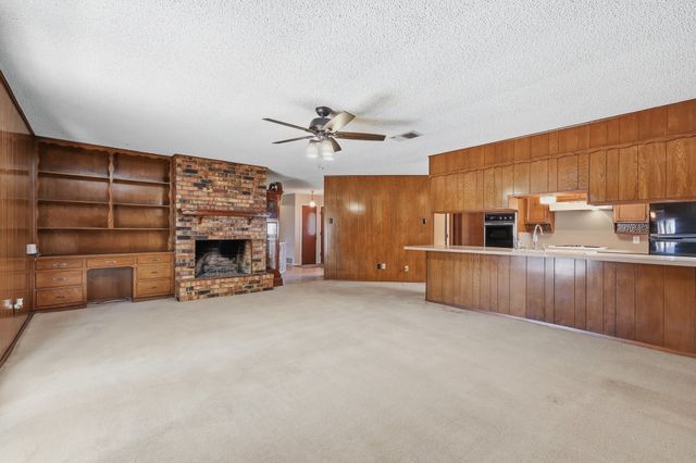 1516 Lamplighter Lane, Edgecliff Village, TX 76134