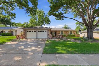 1516 Lamplighter Lane, Edgecliff Village, TX 76134