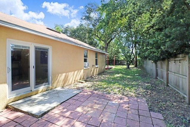 1131 DOGWOOD AVENUE, Tampa, FL 33613