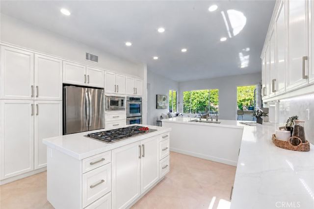 14 Pavona, Newport Coast, CA 92657