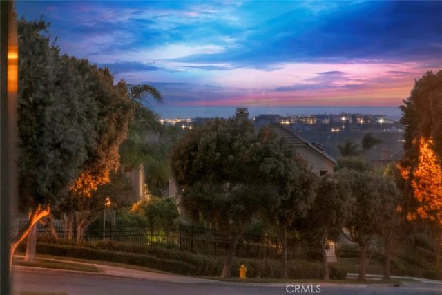 14 Pavona, Newport Coast, CA 92657