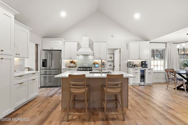 117 Bowline Road, Manahawkin, NJ 08050