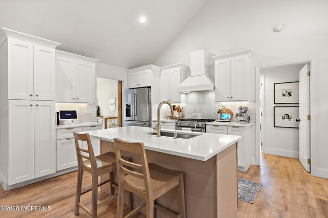 117 Bowline Road, Manahawkin, NJ 08050