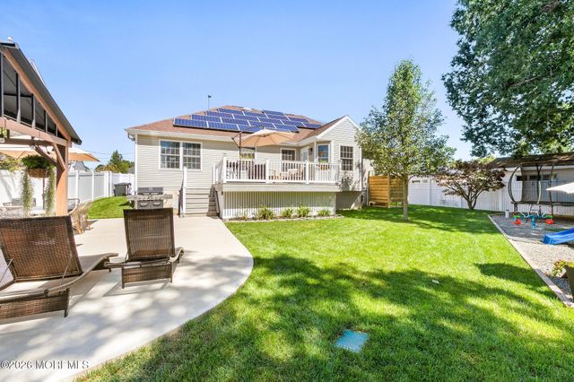 117 Bowline Road, Manahawkin, NJ 08050