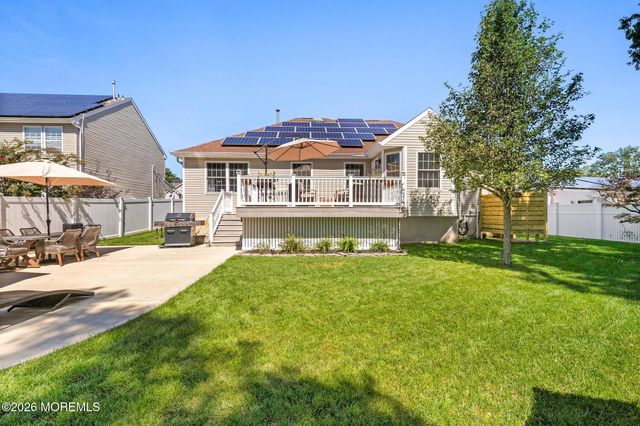 117 Bowline Road, Manahawkin, NJ 08050