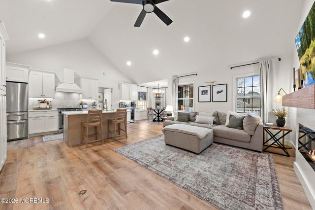 117 Bowline Road, Manahawkin, NJ 08050