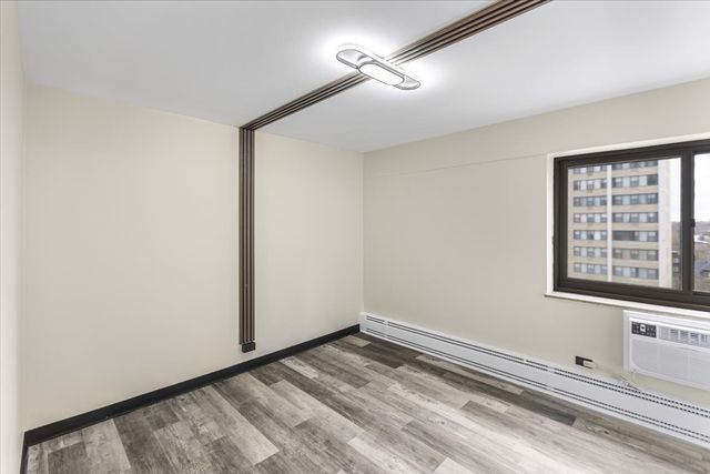 7337 S South Shore Drive 902, Chicago, IL 60649