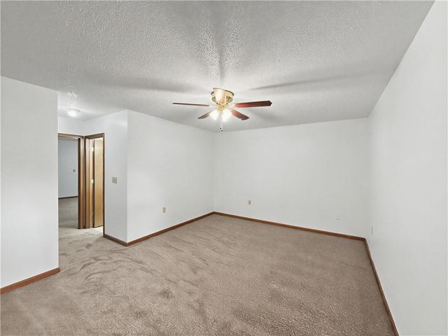 6124 Ash Court, Raytown, MO 64133