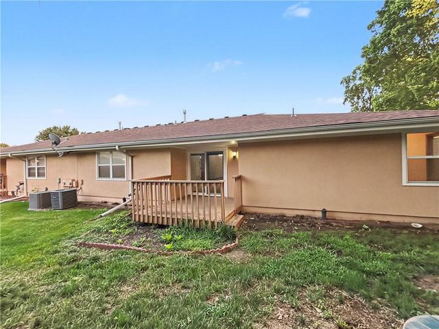 6124 Ash Court, Raytown, MO 64133