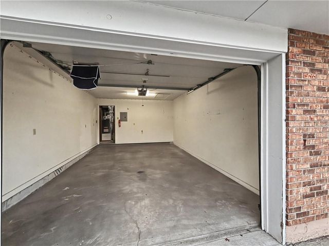 6124 Ash Court, Raytown, MO 64133