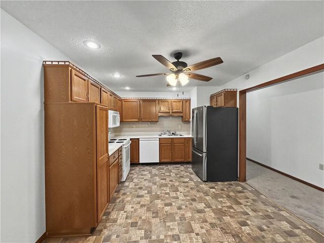6124 Ash Court, Raytown, MO 64133