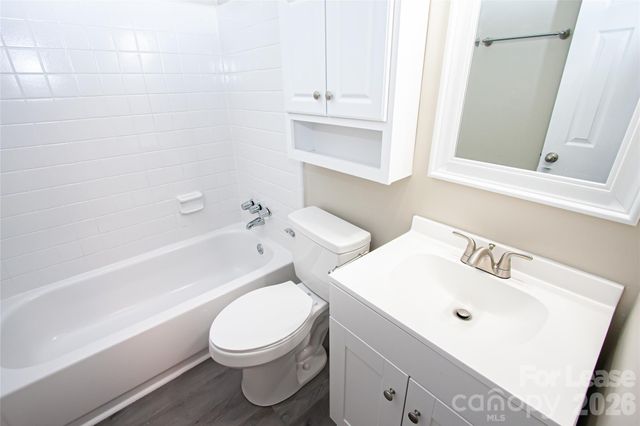 300 E Charlotte Avenue 24, Mount Holly, NC 28120