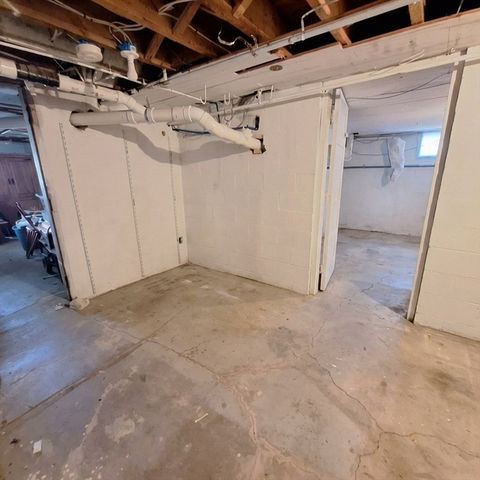 83 Chestnut Street, Gardner, MA 01440