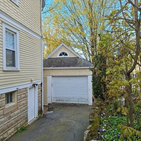 83 Chestnut Street, Gardner, MA 01440