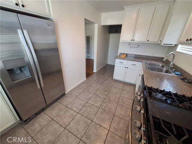 828 N Lucia Avenue A, Redondo Beach, CA 90277