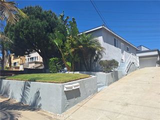 828 N Lucia Avenue A, Redondo Beach, CA 90277
