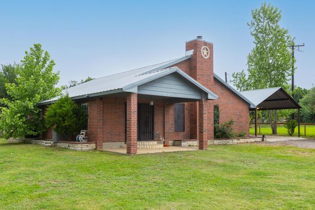 176 Old Lexington RD C, Elgin, TX 78621