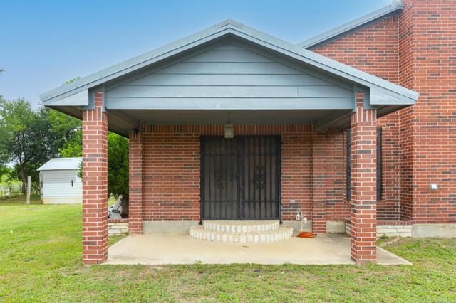 176 Old Lexington RD C, Elgin, TX 78621