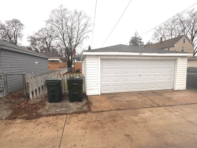 609 Linden Avenue, Bellwood, IL 60104