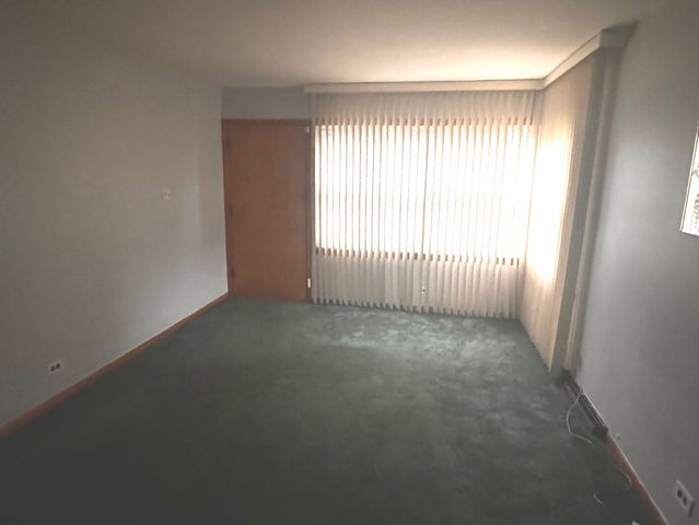 609 Linden Avenue, Bellwood, IL 60104