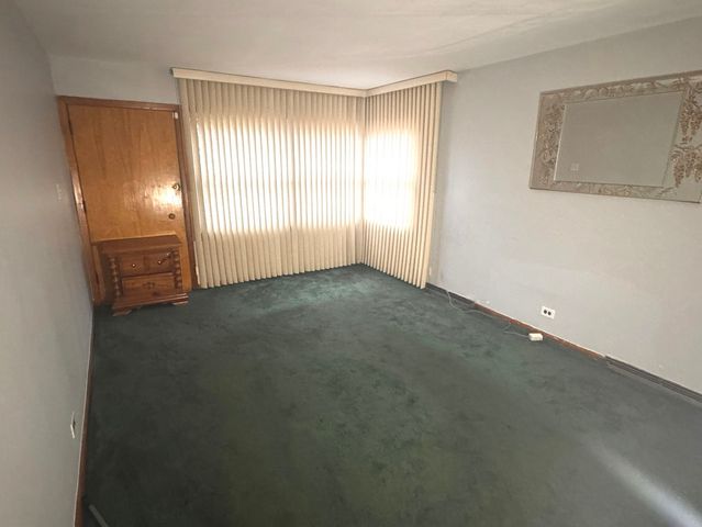 609 Linden Avenue, Bellwood, IL 60104