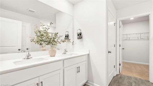 4727 Mount Hope Drive, Winston-salem, NC 27107