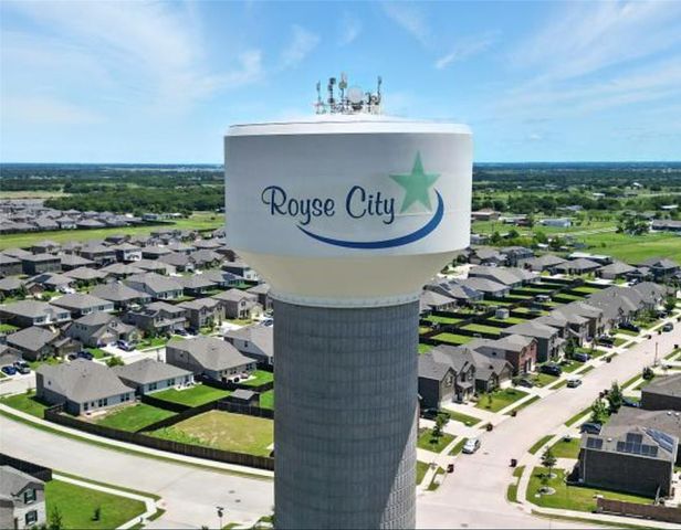 1945 Huisache Street, Royse City, TX 75189