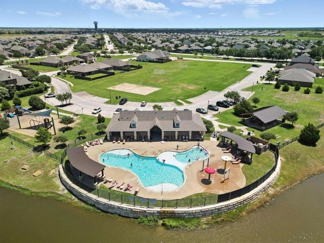 1945 Huisache Street, Royse City, TX 75189