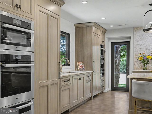 311 MILL RACE LN, Newtown, PA 18940