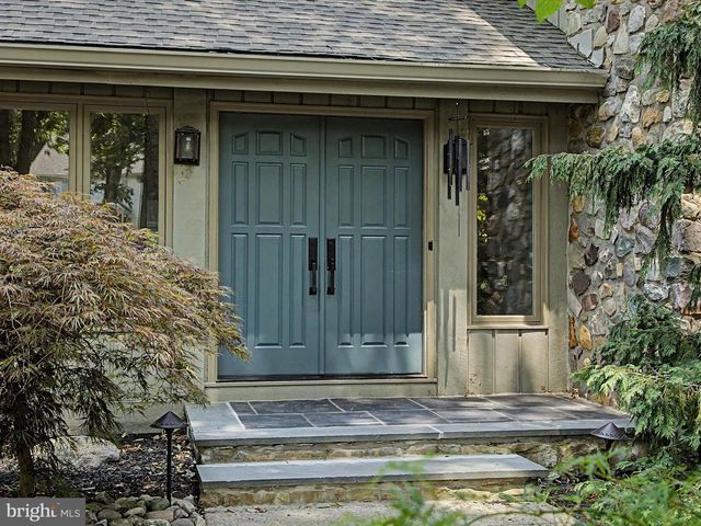 311 MILL RACE LN, Newtown, PA 18940