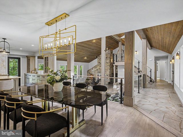 311 MILL RACE LN, Newtown, PA 18940