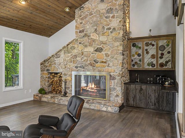 311 MILL RACE LN, Newtown, PA 18940