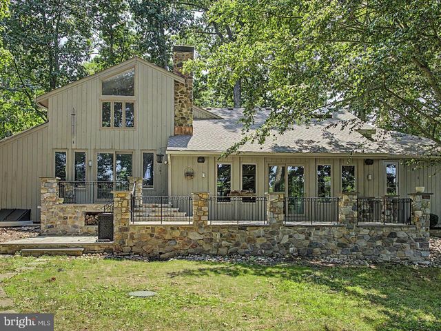 311 MILL RACE LN, Newtown, PA 18940