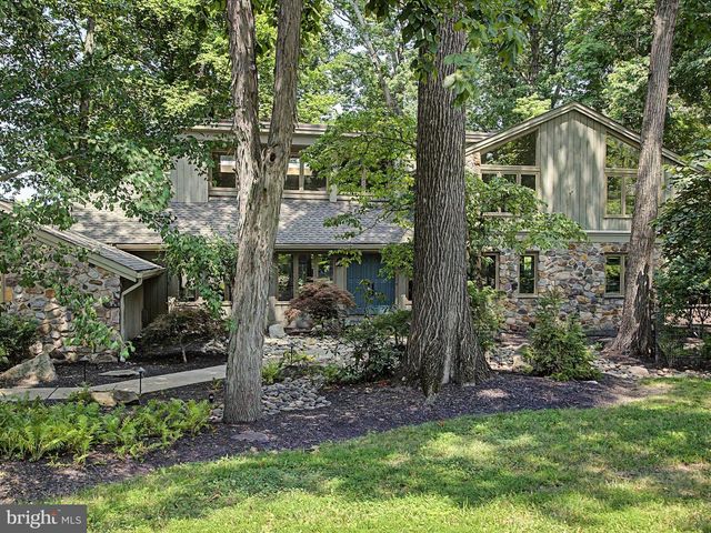 311 MILL RACE LN, Newtown, PA 18940