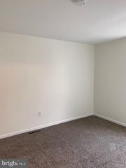 323 E CHESTNUT ST #5, Coatesville, PA 19320