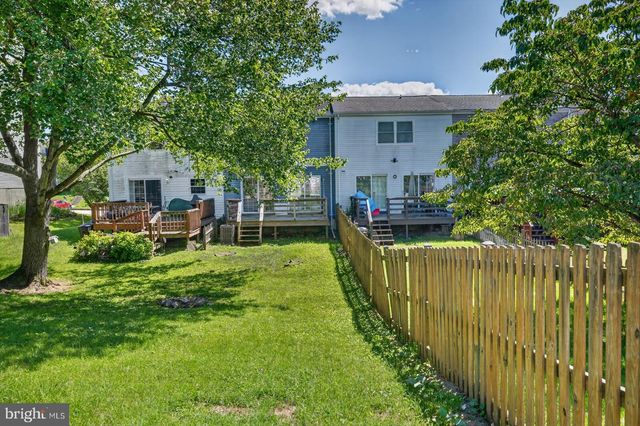 12 HALLVIEW CT, Nottingham, MD 21236